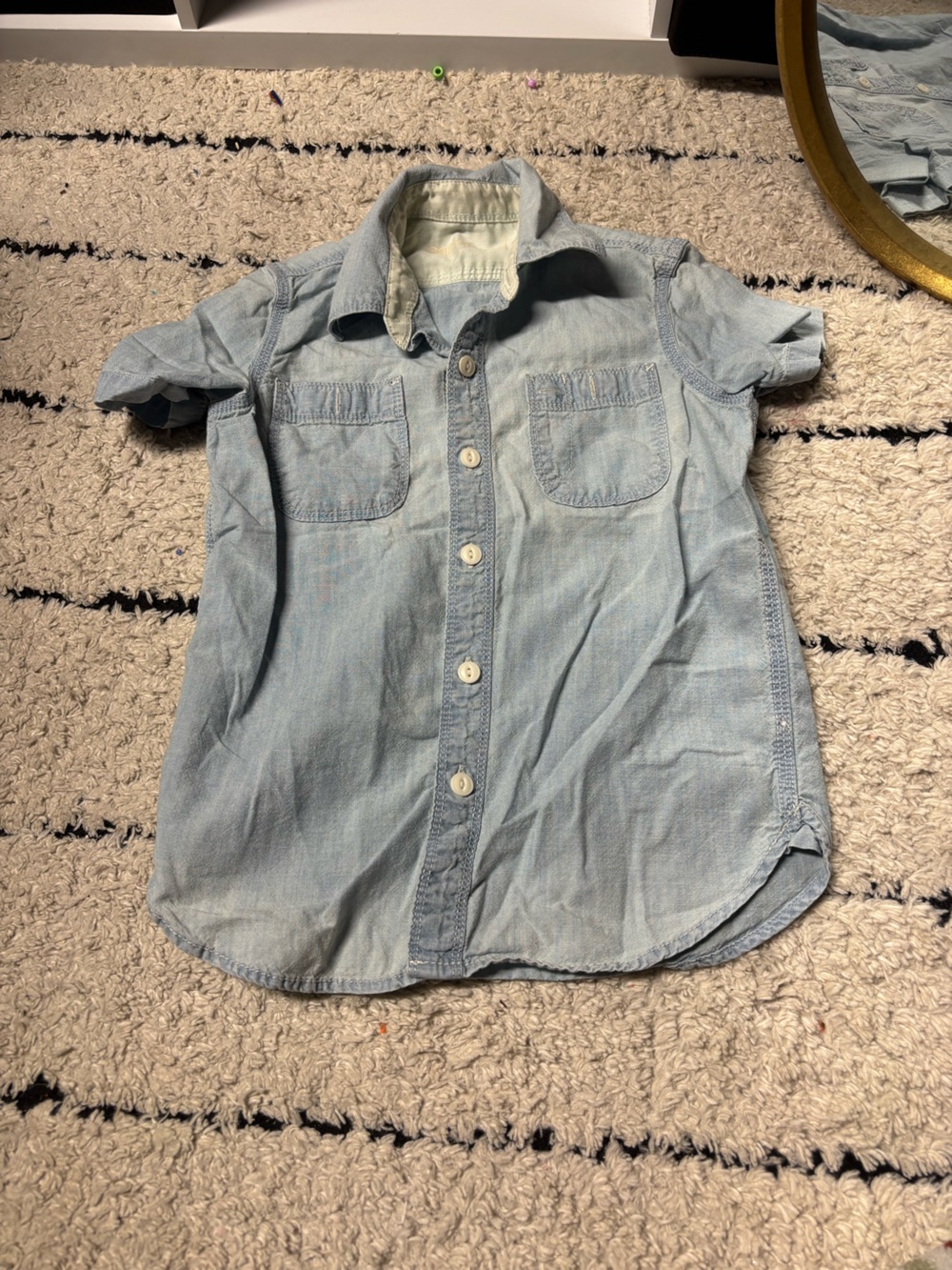 GAP Button Down